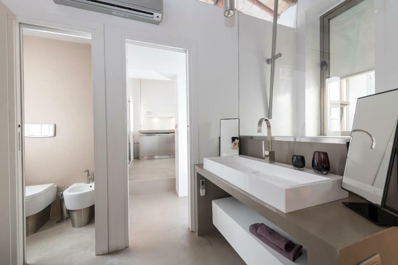 Two Bedrooms Apartment With Solarium With View On San Peter Church And Sant'Angelo Castle Roma Ngoại thất bức ảnh